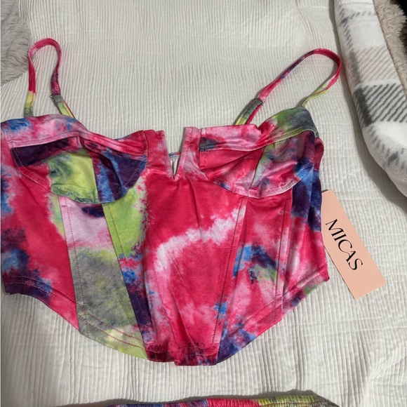 ❌❌SOLD❌❌New top and skirt set 💓 - Picture 3 of 5